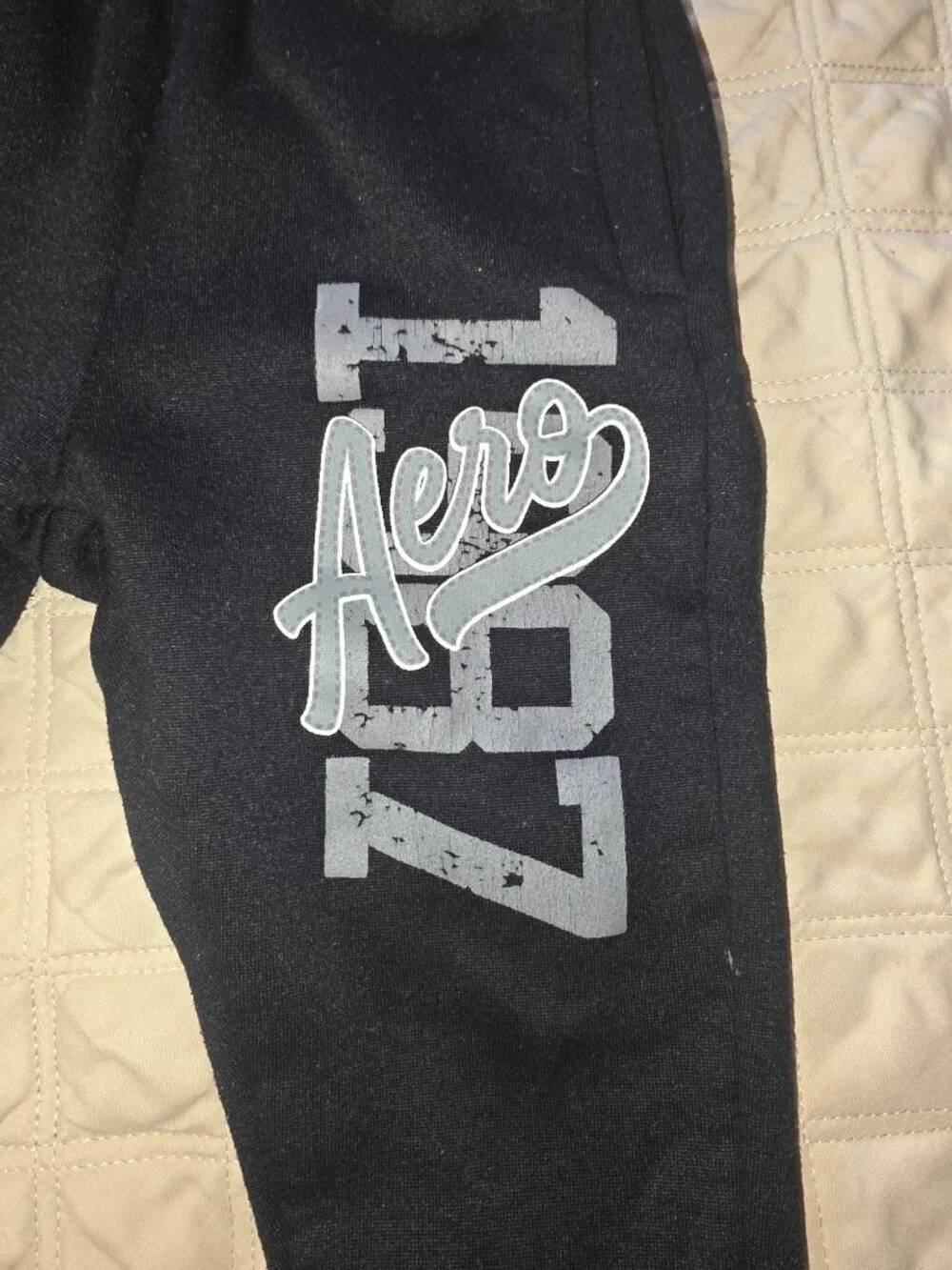 Aeropostale Kids 24M Matching Outfit Set Gray Aero Tee & Black Jogger Sweatpants